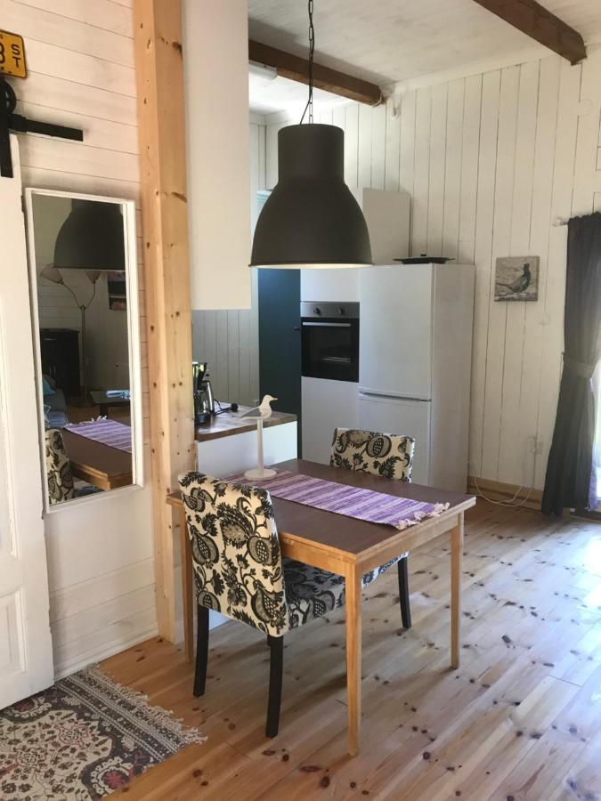 Tagmagasinet Fidenas Lejlighed Burgsvik Eksteriør billede